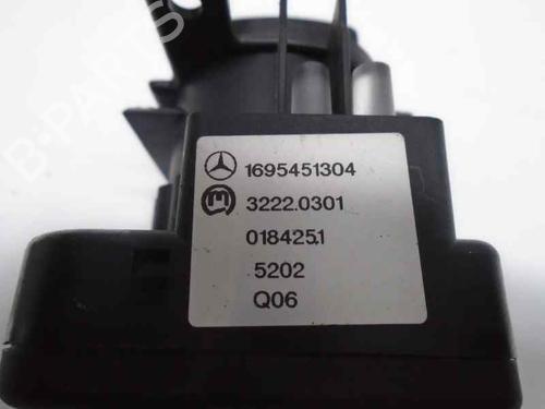 Headlight switch MERCEDES-BENZ A-CLASS (W169) A 180 CDI (169.007, 169.307) | BP6890989I24 