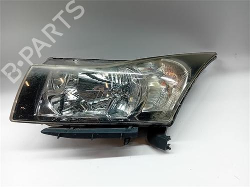 Venstre forlygte Venstre forlygte CHEVROLET CRUZE Hatchback (J305) 2.0 CDI (163 hp) 39756091 39756091