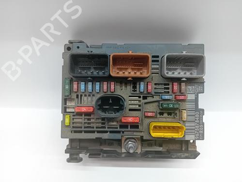 Used Fuse box Fuse box PEUGEOT 308 II (LB_, LP_, LW_, LH_, L3_) [2013-2021] 34126953 34126953