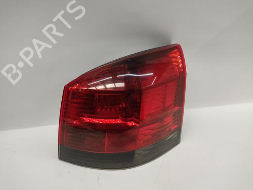 Used Right taillight OPEL SIGNUM Hatchback (Z03) 3.0 V6 CDTI (F48) (177 hp) 28020124