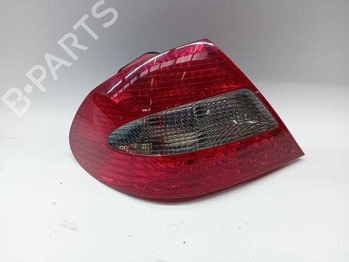 Farolim esquerdo Farolim esquerdo 38253123 38253123