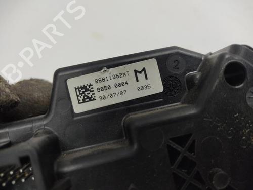 Gear lever CITROËN C4 Picasso I MPV (UD_) 2.0 HDi 138 | BP29720285M90 