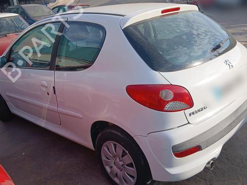 Fuse box PEUGEOT 206+ (2L_, 2M_) 1.1 | BP37195299E1 - Image 10