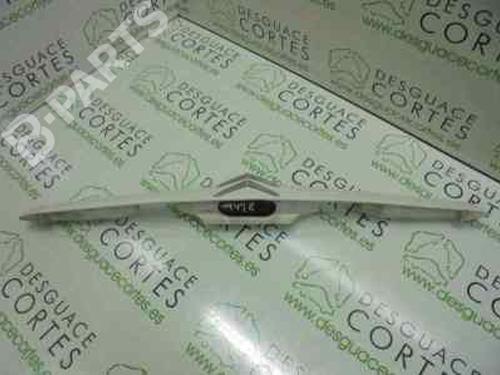 Used Tailgate handle Tailgate handle CITROËN XSARA Coupe (N0) 1.6 16V (109 hp) 10253383 10253383