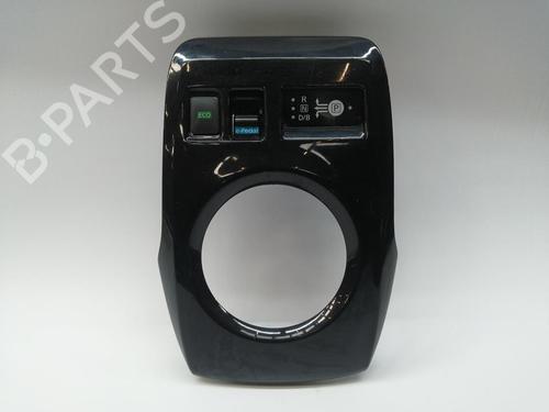 Used Switch NISSAN LEAF (ZE1) Electric (150 hp) 30969563