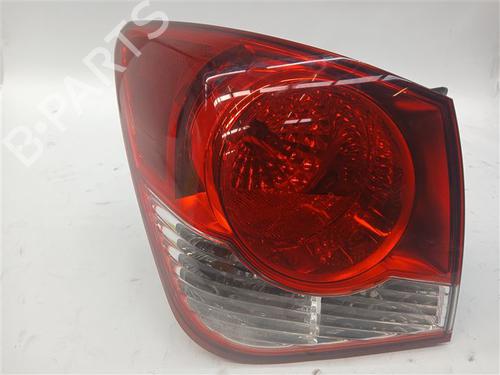 Venstre baglygte Venstre baglygte CHEVROLET CRUZE Hatchback (J305) 2.0 CDI (163 hp) 39699566 39699566