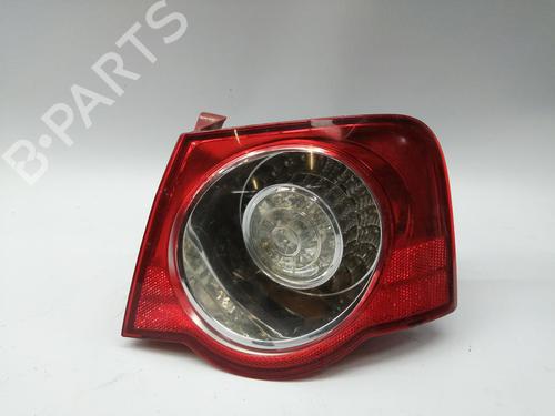 right-taillight-vw-passat-b6-3c2-2005-2006-2007-2008-2009-2010-2011-32169416 main image