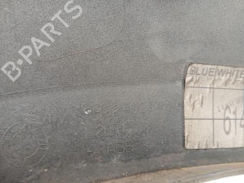 Front left wheel arch trim LAND ROVER DISCOVERY IV (L319) 3.0 TD 4x4 | BP29235143C134 