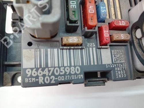 Fuse box CITROËN C5 III (RD_) 2.0 HDi 140 (RDRHF8, RDRHFA, RDRHA8, RDRHAJ) | BP37268017E1 - Image 4
