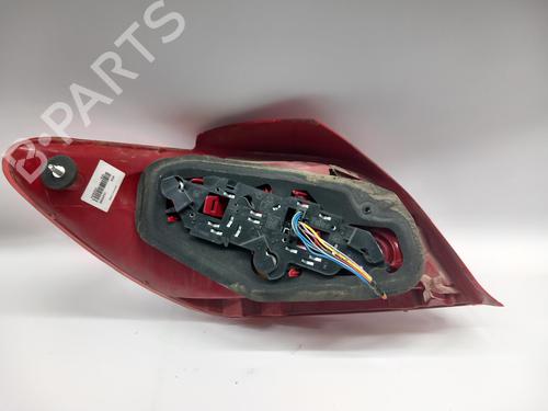 Right taillight PEUGEOT 307 (3A/C) 1.6 16V | BP28319915C35 