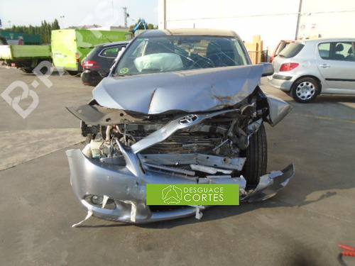 Used Parts TOYOTA VERSO (_R2_)  2.0 D-4D (AUR20_, AUR20R)  939474