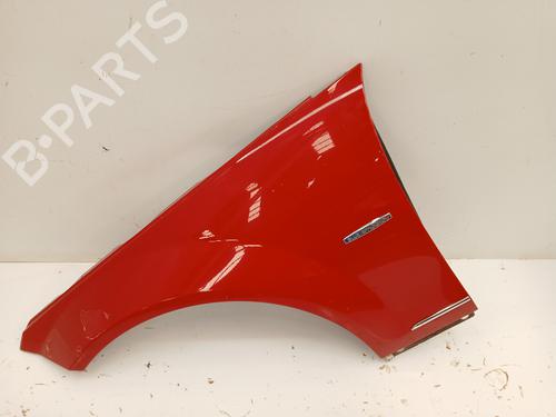 Used Left front fenders MERCEDES-BENZ C-CLASS (W204) [2007-2015]  28151267