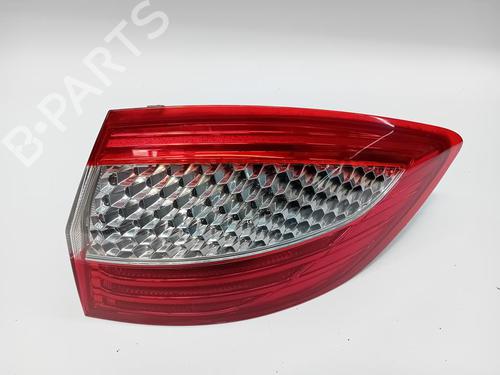 Højre baglygte Højre baglygte FORD MONDEO IV Turnier (BA7) 2.0 TDCi (140 hp) 36936596 36936596