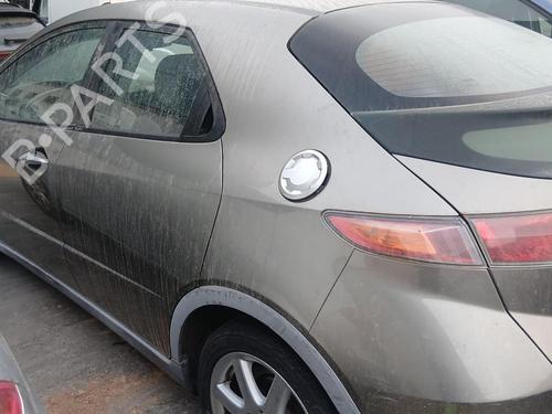 Gebruikte HONDA CIVIC VIII Hatchback (FN, FK) 1.8 (FN1, FK2) 4886924 Onderdelen