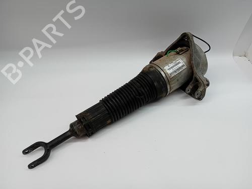 Used Right front shock absorber AUDI A8 D3 (4E2, 4E8) 4.2 quattro (335 hp) 31608326