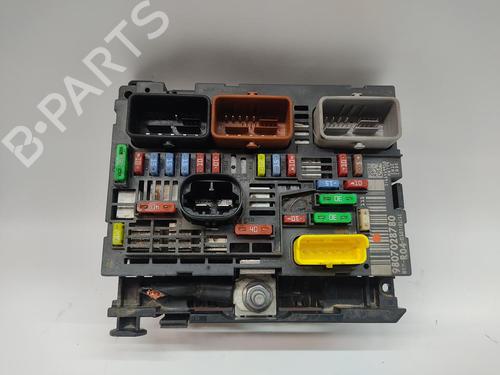 fuse-box-citroen-berlingo-multispace-b9-2008-33440421 main image