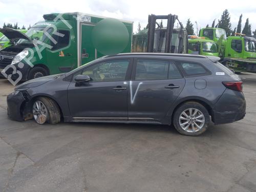 Left front door TOYOTA AURIS Estate (_E18_) 1.8 Hybrid (ZWE186_, ZWE186R, ZWE186H) | BP29714782C2 