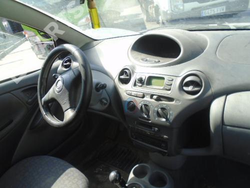 Instrumentenkombination TOYOTA YARIS (_P1_) 1.4 D-4D (NLP10_) | BP7861592C47