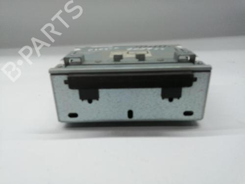 Used Radio FORD FIESTA VI (CB1, CCN) 1.4 TDCi (68 hp) 32250706