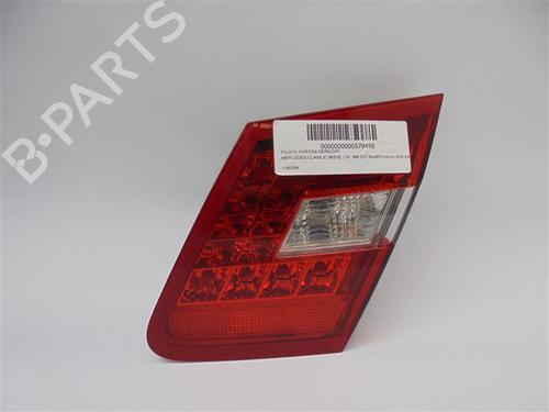 Used Right tailgate light Right tailgate light MERCEDES-BENZ E-CLASS (W212) E 350 CDI (212.025) (231 hp) 10253722 10253722