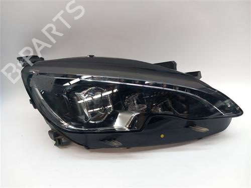 Used Right headlight Right headlight PEUGEOT 308 II (LB_, LP_, LW_, LH_, L3_) 1.6 THP (156 hp) 40273698 40273698