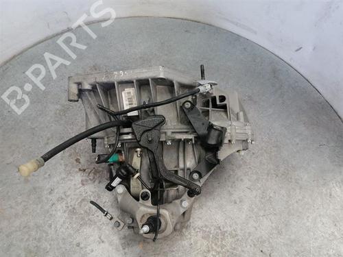 gearbox-renault-megane-iv-hatchback-b9amn_-2015-36036897 main image