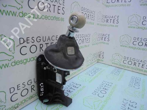 Used Gear lever FIAT 500 (312_) 1.2 (312AXA1A) (69 hp) 7416953