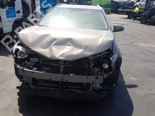 Used Parts TOYOTA AURIS (_E18_)    1069702