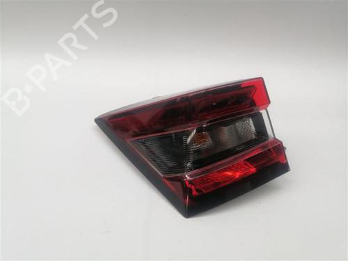 left-taillight-nissan-juke-f16_-2019-29376015 main image
