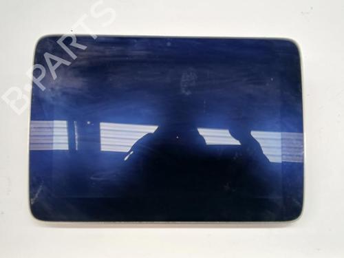 Used Display monitor Display monitor MERCEDES-BENZ GLA-CLASS (X156) GLA 180 (156.942) (122 hp) 36049262 36049262