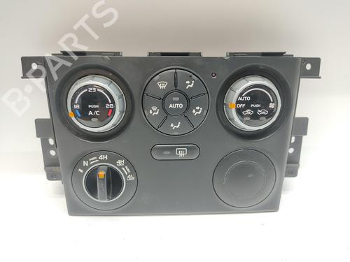 Used Climate control SUZUKI GRAND VITARA II (JT, TE, TD) 2.0 All-wheel Drive (TD54V, JB420) (140 hp) 28156064