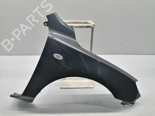 Guarda-lamas direito MAZDA 3 Saloon (BK) 1.6 DI Turbo (BK12Y) (109 hp) 30831493