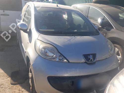 Left taillight PEUGEOT 107 (PM_, PN_) 1.0 | BP28812160C34 