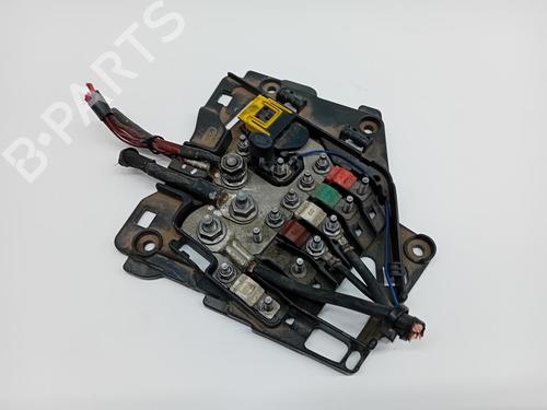 Fuse box CITROËN C3 Picasso (SH_) 1.6 HDI 90 | BP37247441E1 - Image 3