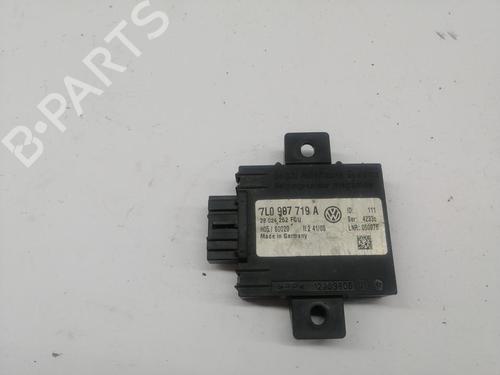 Used Electronic module PORSCHE CAYENNE (9PA) 3.2 (250 hp) 30694383