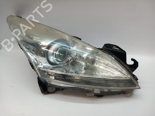 Phare droit PEUGEOT 3008 I MPV (0U_) 1.6 HDi (109 hp) 32977233