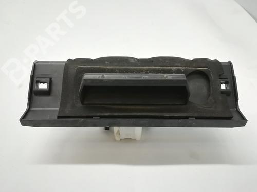 Used Tailgate handle Tailgate handle PEUGEOT 206 Hatchback (2A/C) 1.4 16V (88 hp) 11109473 11109473