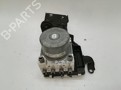 Used Control unit SKODA KAROQ (NU7, ND7) 1.6 TDI (115 hp) 11352688