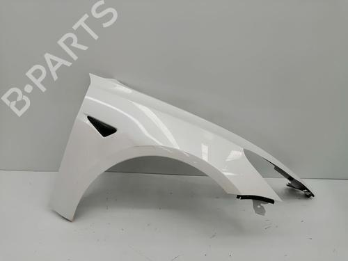 Used Right front fenders TESLA MODEL 3 (5YJ3) [2017-2026]  32303029