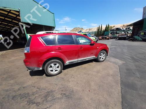 Gebruikte MITSUBISHI OUTLANDER II (CW_W) 2.0 DI-D (CW8W) 4978117 Onderdelen
