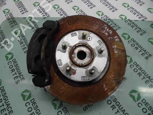 Used Left front steering knuckle HYUNDAI SANTA FÉ I (SM) 2.0 CRDi (113 hp) 5466682