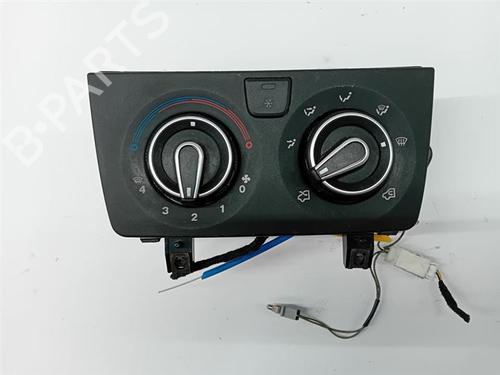Used Climate control Climate control 37200236 37200236