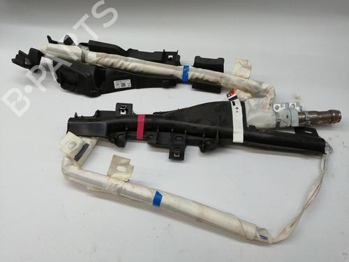 Used Left curtain airbag TOYOTA YARIS CROSS (MXP_) [2020-2026]  31214423