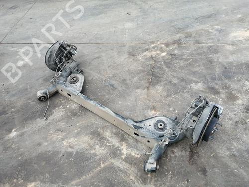 Used Rear axle NISSAN LEAF (ZE1) Electric (150 hp) 31051139