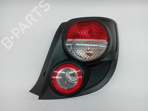 Used Right taillight Right taillight CHEVROLET AVEO Hatchback (T300) 1.3 D (75 hp) 35736771 35736771