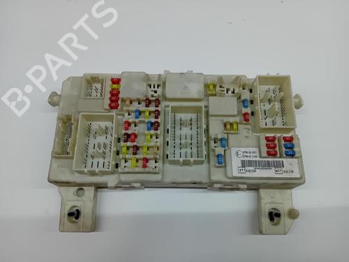 Used Fuse box Fuse box FORD C-MAX (DM2) 1.6 TDCi (109 hp) 33440479 33440479