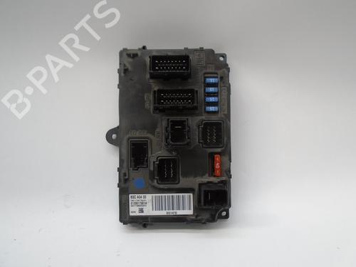 Used Fuse box PEUGEOT 407 SW (6E_, 6D_) 2.0 (136 hp) 8635936