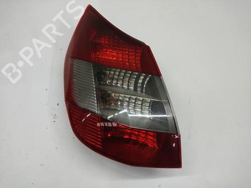 Venstre baglygte Venstre baglygte RENAULT SCÉNIC II (JM0/1_) 1.9 dCi (JM0G, JM12, JM1G, JM2C) (120 hp) 35786941 35786941