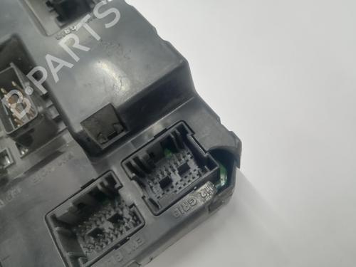 Fuse box CITROËN C5 I (DC_) 2.0 HDi (DCRHZB, DCRHZE) | BP8365882E1 