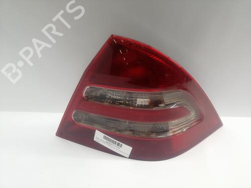 Used Right taillight MERCEDES-BENZ C-CLASS (W203) C 200 CDI (203.004) (116 hp) 18673269